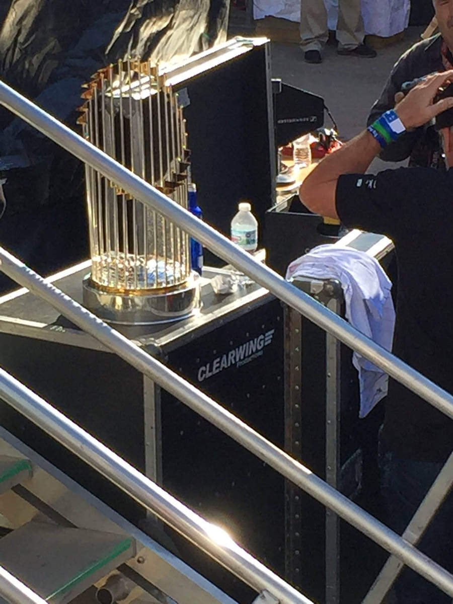 cubs-trophy